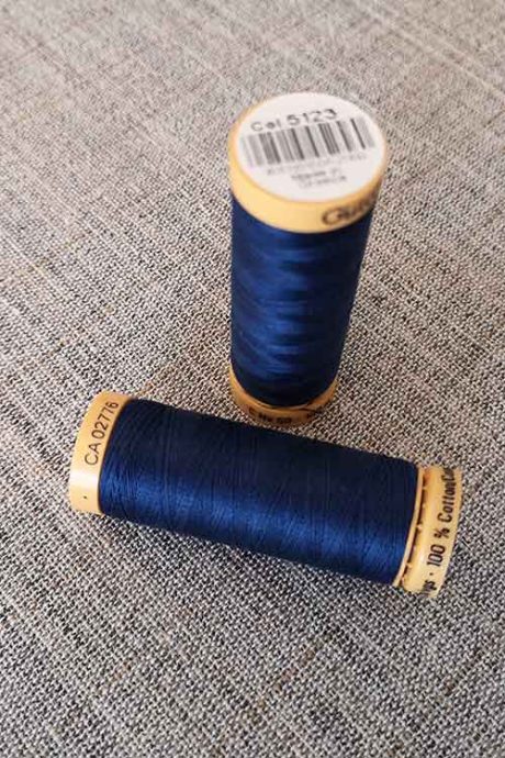 Gutermann Cotton Thread #5123 (navy)