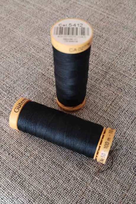 Gutermann Cotton Thread #5412 (navy)