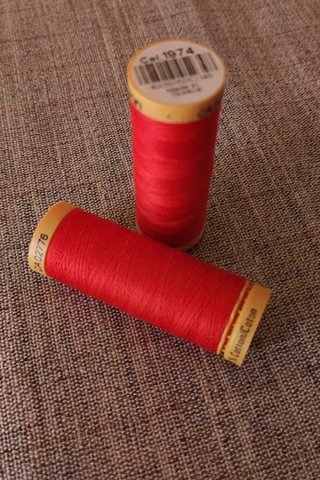 Gutermann Cotton Thread #1974 (red)