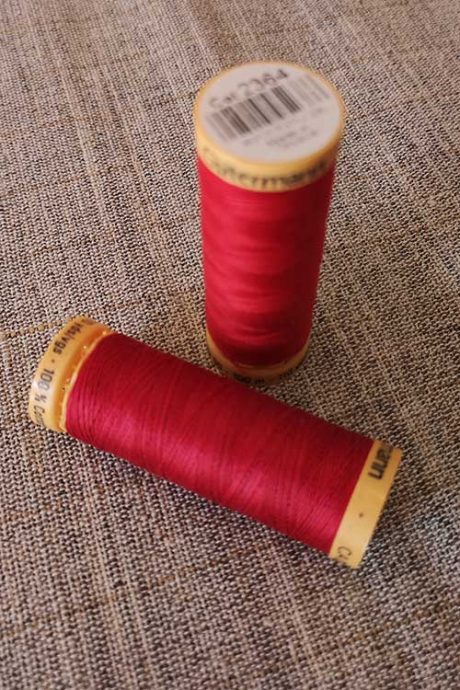 Gutermann Cotton Thread #2364 (red)