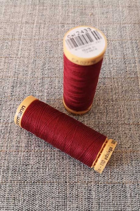 Gutermann Cotton Thread #2433 (wine)