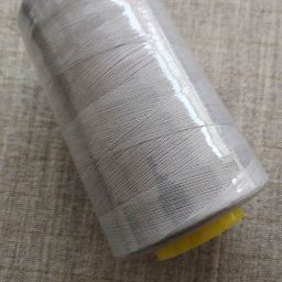 Overlocker/serger thread, 100% polyester, 5000 yds (light grey)