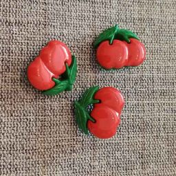 Cherry buttons (15mm)