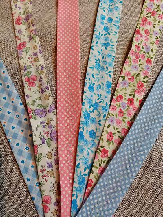 Patterned cotton bias tape (25mm) Sew Irish