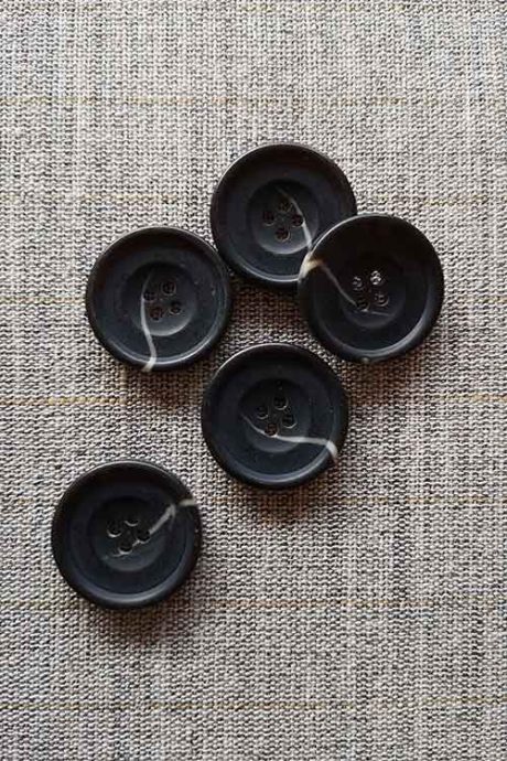 Granite-effect 4-hole coat buttons (23mm)