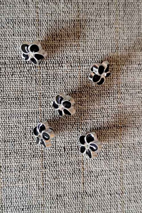 Black/silver diamante flower buttons (11mm)