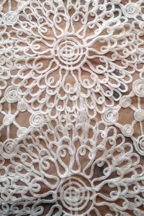 Circular pattern, yarn embroidered tulle (ivory)