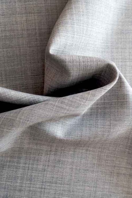 Summer-weight wool suiting (marl grey)