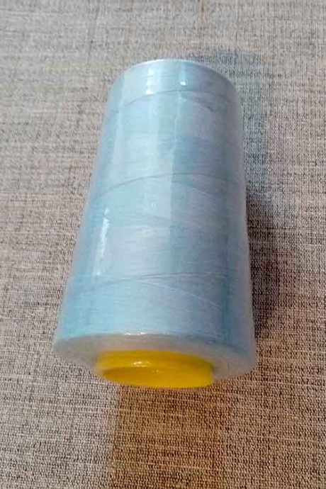 Overlocker/serger thread, 100% polyester, 5000 yds (sky blue)