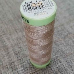 Gutermann Top Stitch thread, Col. 722 (beige)