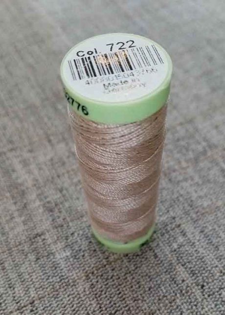 Gutermann Top Stitch thread, Col. 722 (beige)