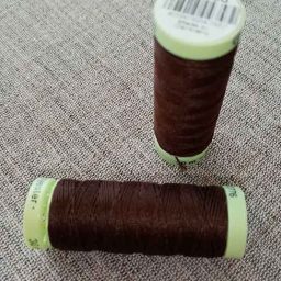 Gutermann Top Stitch thread, Col. 696 (brown)