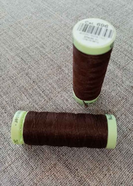 Gutermann Top Stitch thread, Col. 696 (brown)