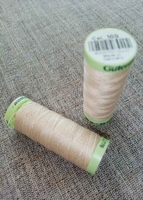 Gutermann Top Stitch thread, Col. 169 (cream)