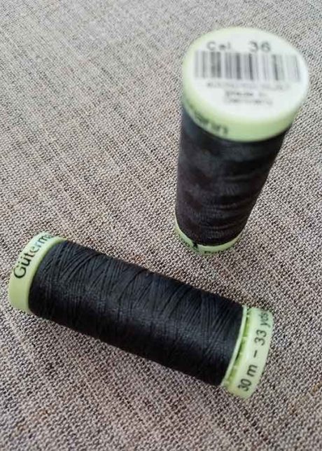 Gutermann Top Stitch thread, Col. 36 (dark grey)