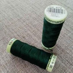 Gutermann Top Stitch thread, Col. 472 (forest green)