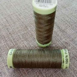 Gutermann Top Stitch thread, Col. 824 (khaki)