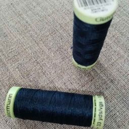 Gutermann Top Stitch thread, Col. 339 (midnight blue)