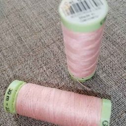 Gutermann Top Stitch thread, Col. 659 (pale peach)