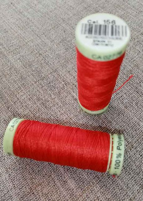 Gutermann Top Stitch thread, Col. 156 (red)