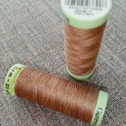 Gutermann Top Stitch thread, Col. 139 (sienna)