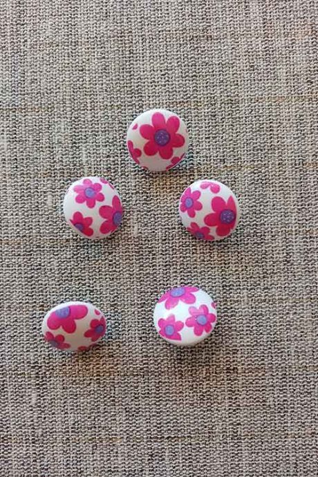 Picture book flower shank buttons, 15mm (pink/purple)