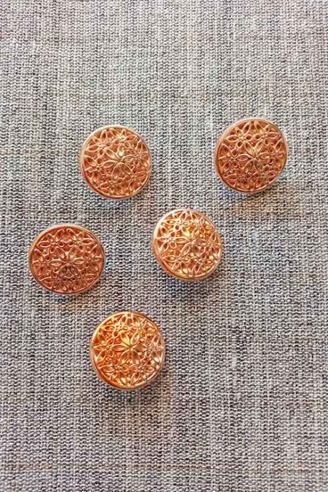 Rose gold filigree buttons (20mm)