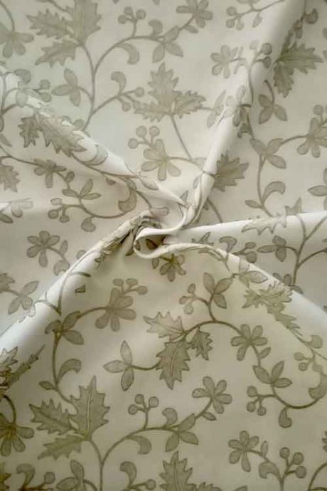 John Louden "Mistletoe and Vine" cotton print (cream/gold)