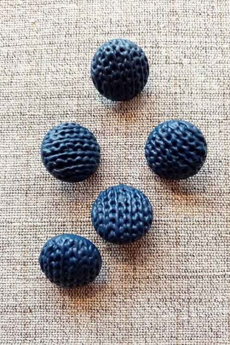 Vintage knit pattern shank buttons, 20mm (black/navy)