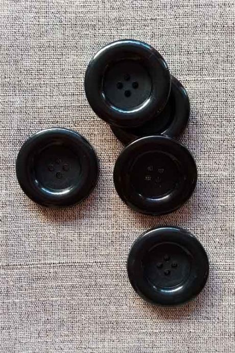 Vintage 4-hole high-shine rim buttons (38mm )