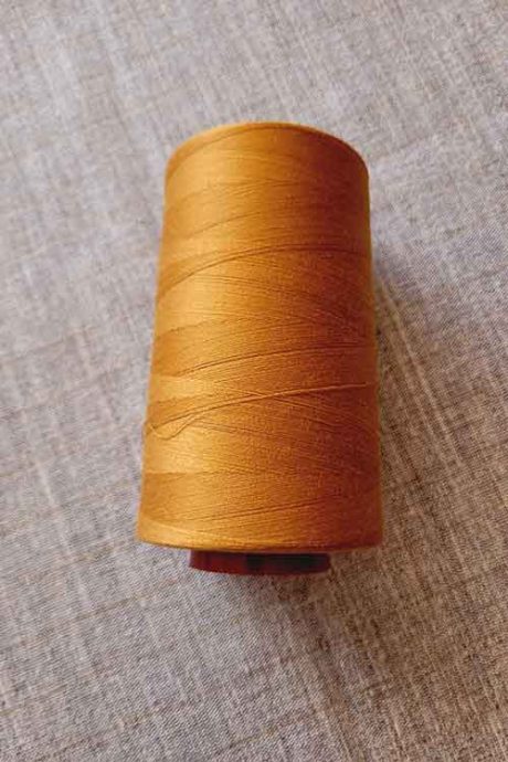 Overlocker/Serger Thread, 100% Polyester, 5000 Yds (Tan)