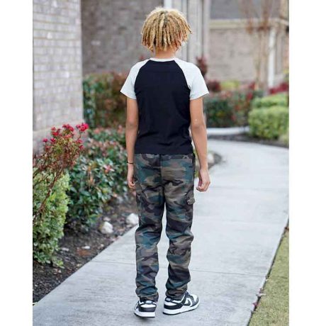 S9561 Boys' Knit Top and Woven Pants and Shorts