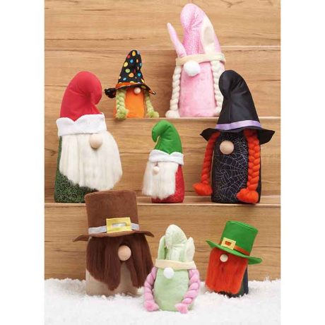 S9581 Plush Gnomes in Two Sizes