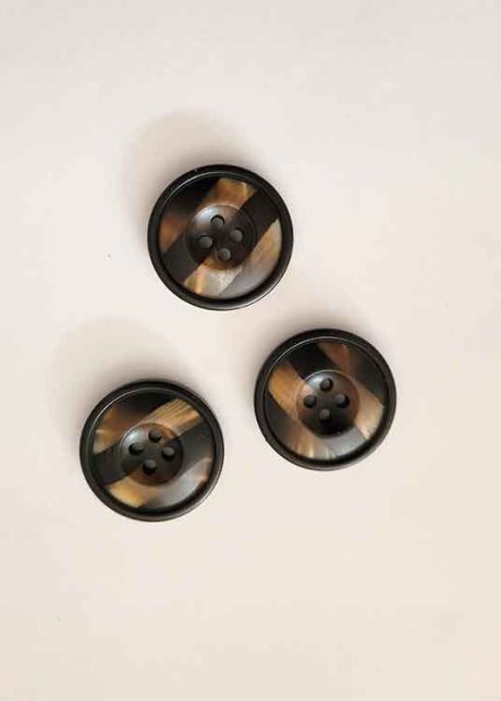 Coat buttons, black/beige striped (28mm)