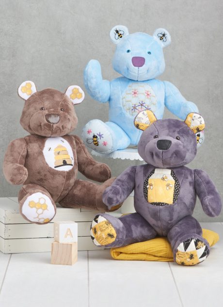 S9731 Stuffed Bear by Carla Reiss Design