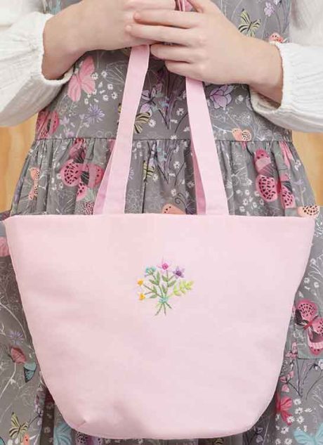 S9805 Misses' Pinafore Aprons and Tote in One Size by Elaine Heigl Designs