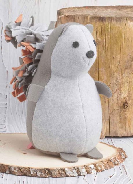 S9877 Plush Animals by Carla Reiss Design