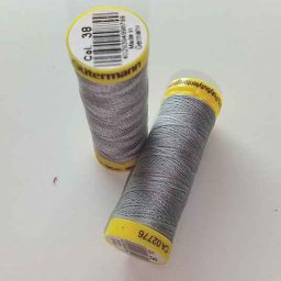 Gutermann Maraflex elastic thread, Col. 38 (light grey)