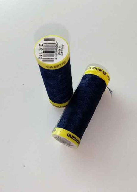 Gutermann Maraflex elastic thread, Col. 310 (navy)