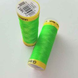 Gutermann Maraflex elastic thread, Col. 3853 (neon green)