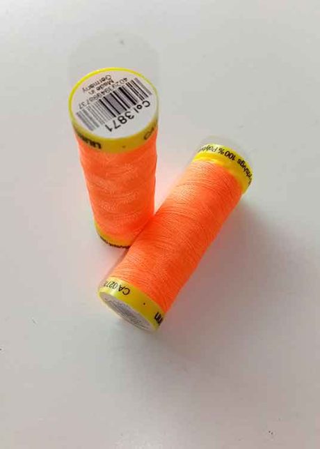 Gutermann Maraflex elastic thread, Col. 3871 (neon orange)