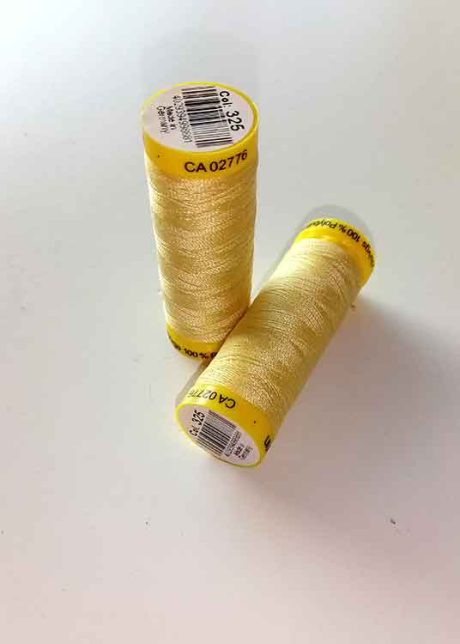 Gutermann Maraflex elastic thread, Col. 325 (pale yellow)