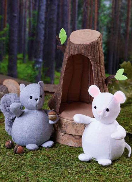 M8469 Plush Animals With Leaf and Tree Houses by Carla Reiss Design