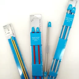 Single-ended children's short knitting needles