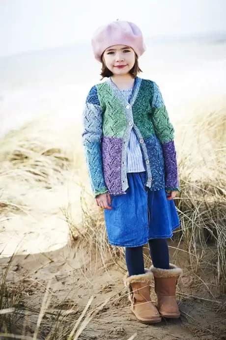 9539 Cardigans and Mittens (Batik Swirl DK)