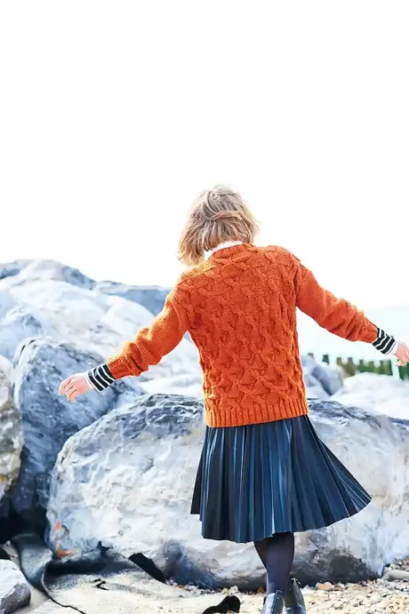 9940 Cardigans  (Fusion Chunky) - Image 4