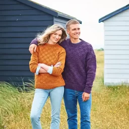 9950 Unisex crew-neck checker board sweater (Recreate Chunky)