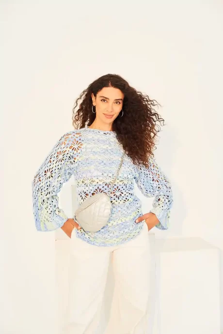 10133 Women's top and shrug (Colour Burst DK) - Image 2