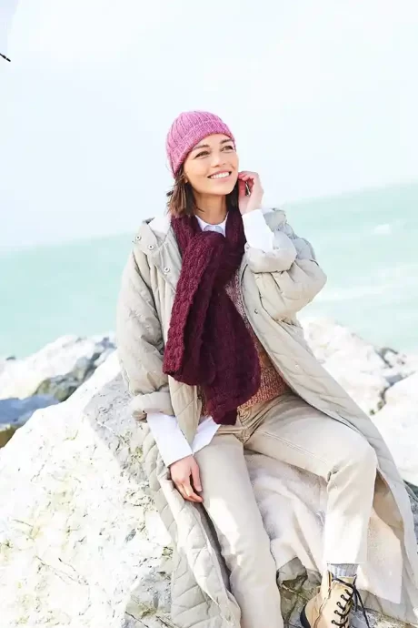10092 Hat and scarf accessories (Grace Aran) - Image 2
