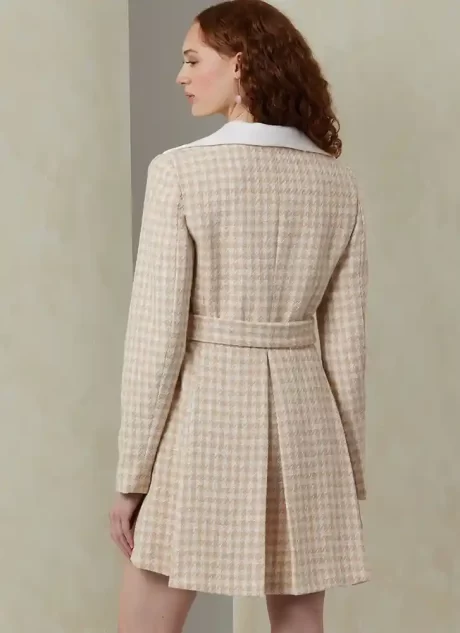V2092 Misses' Coats